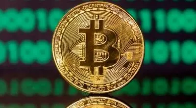 سناریوی نزولی بیت کوین جدی شد؛ هدف بعدی 62 هزار و سپس 29 هزار دلار