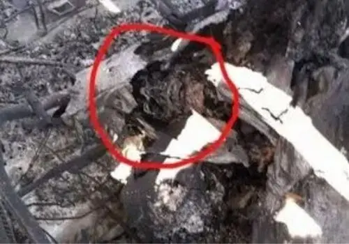 تصویری از امام با لباس شخصی در ترکیه بدون عمامه