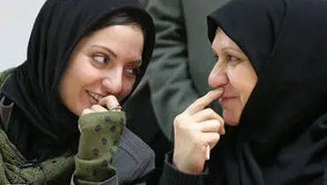 حضور برخی چهره‌ها در مراسم یادبود مادر مهناز افشار/ویدیو
