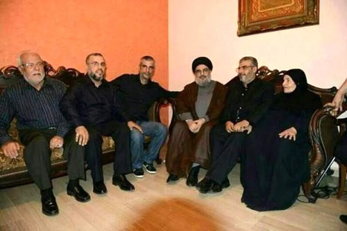سیدحسن نصرالله بر سر سفره افطار/ تصاویر