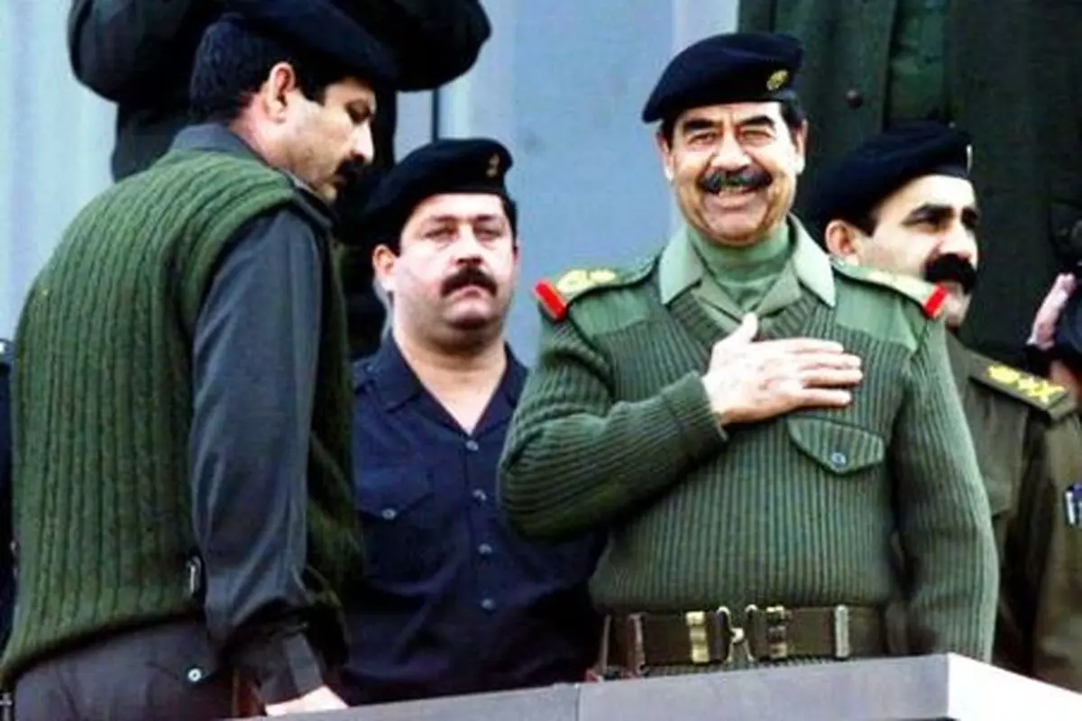 جلسۀ صدام و فرماندهان ارتش عراق در آغاز جنگ
