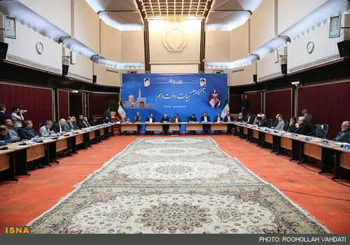 بازگشت آخرین پادشاه مصر به این کشور +تصاویر