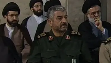 عکس/ فرزندان رهبر انقلاب در مراسم تنفیذ روحانی