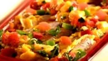 جوجه کباب با بلال و سالاد گوجه فرنگی