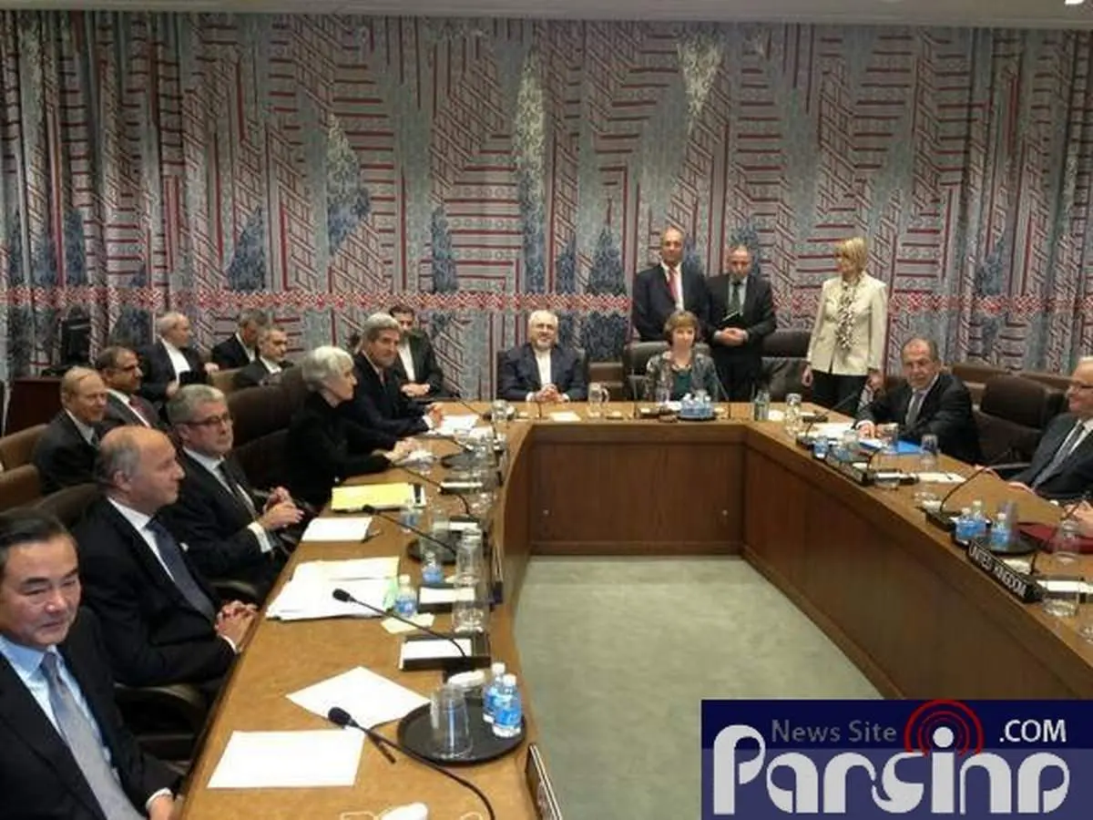 عکس اختصاصی ظریف از مذاکره با 5+1 در فیس بوک