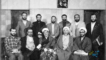 عکس منتشرنشده از هاشمی، یزدی، موسوی خوئینی ها و.. در هیات رئیسه مجلس اول