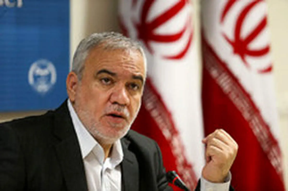 فتحاللهزاده: نامه ننویسیم،سنگینتریم!