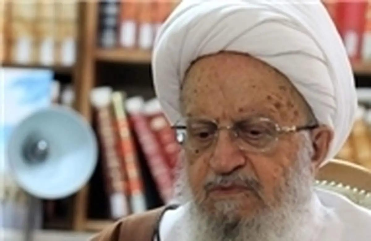 هشدار آیت الله مکارم به هواداران خوانندگی زنان