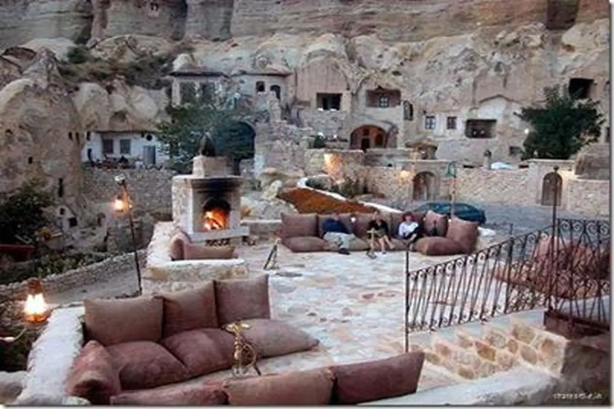 عکس/ هتل بین المللی صخره ای کندوان