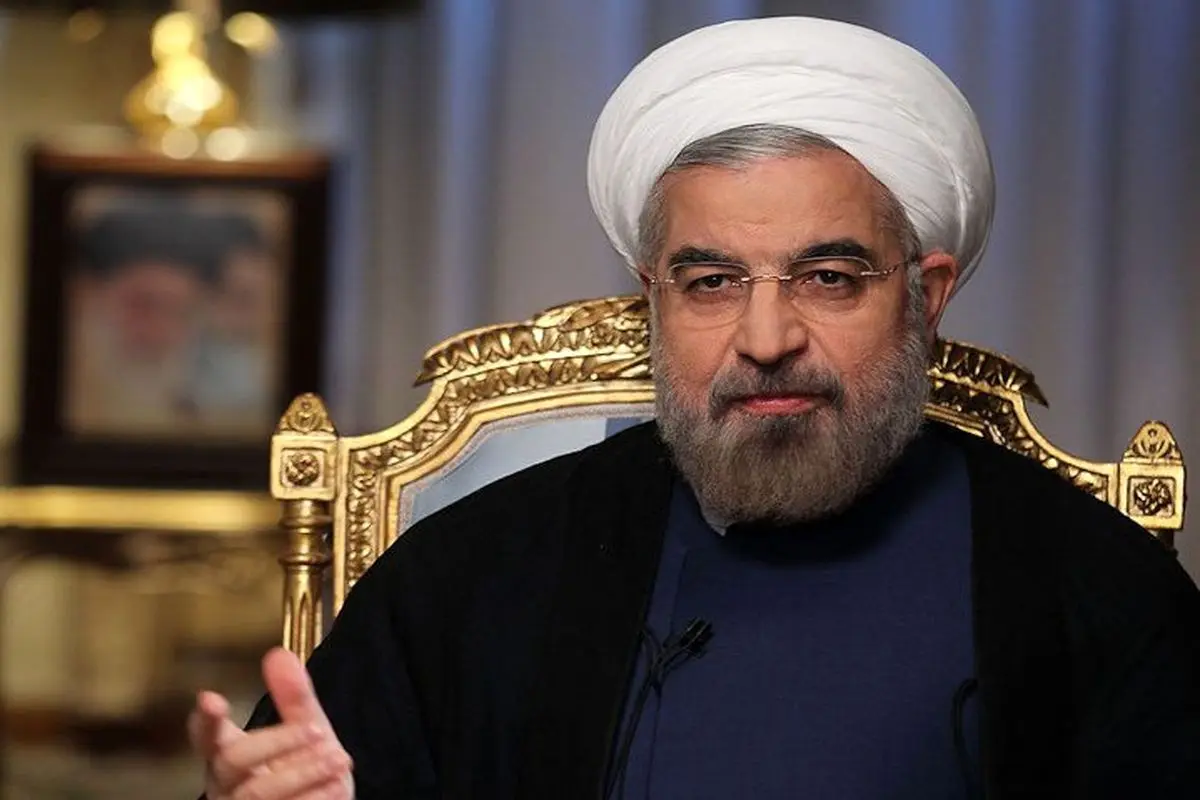 روحانی: با توافق ژنو، روابط بانکی متحول می‌شود/دولت عقب‌نشینی نمی‌کند/به آینده امیدواریم