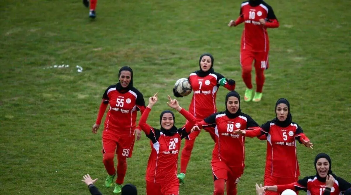 کلیپ ویژه تیم بانوان پرسپولیس برای تیم مردان+ فیلم

