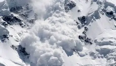 لحظه‌ای ریزش هولناک بهمن  در دل هیمالیا! + فیلم
