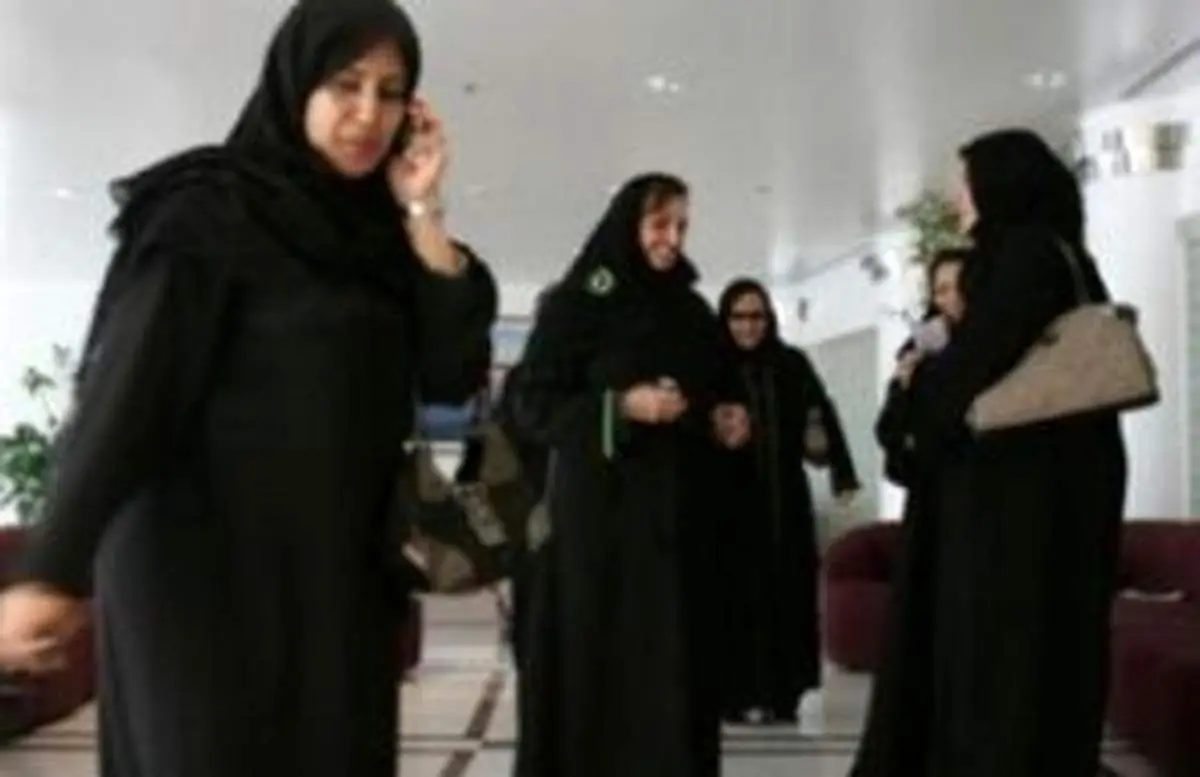 زنان فقط در پستوی بنگاهها ؟!
