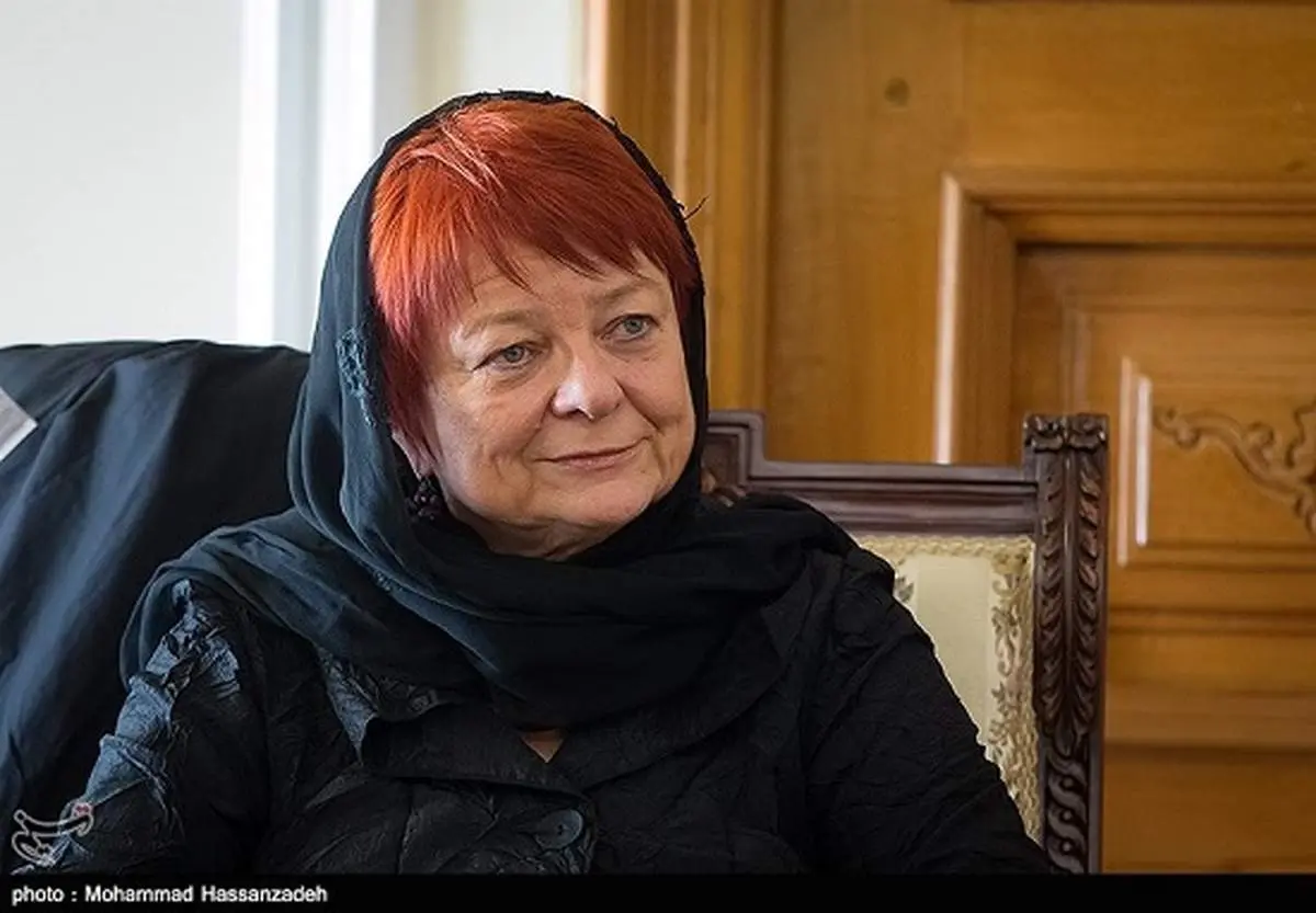 حجاب زنان هیئت پارلمانی اروپا در تهران