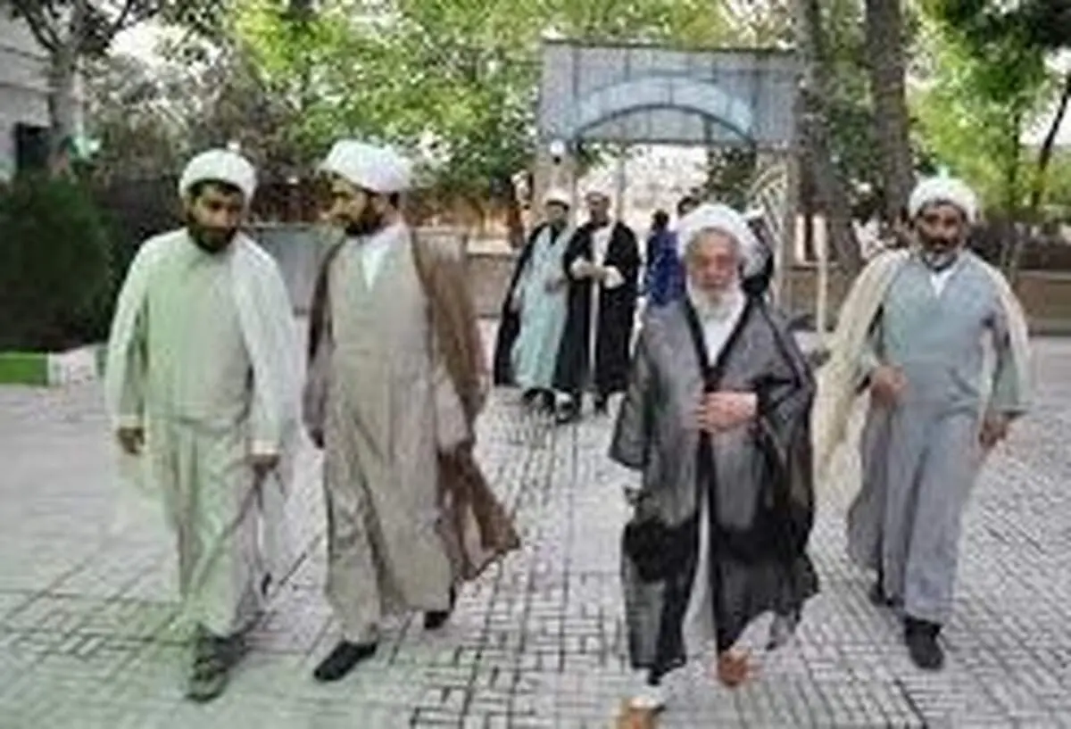 سیر تکامل تاکتیک و استراتژی روحانیت در تهران