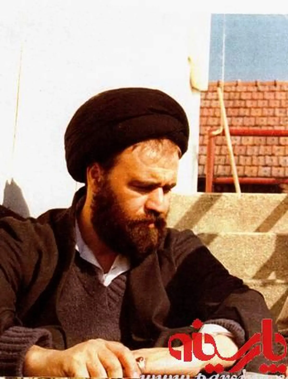 عکس: سید احمد خمینی در نوفل لوشاتو