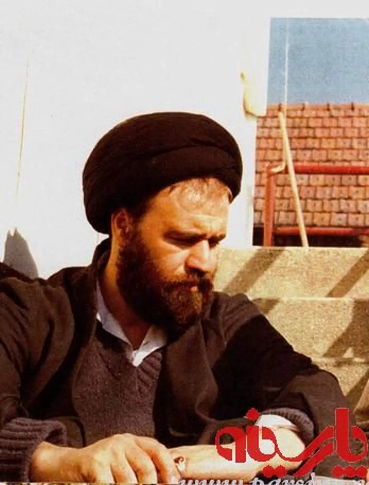 عکس: سید احمد خمینی در نوفل لوشاتو