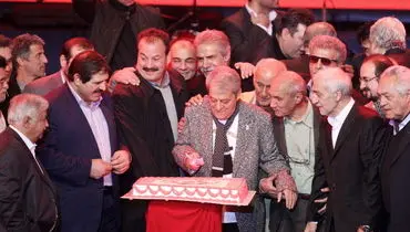 عکس/ کیک 50 سالگی جشن پرسپولیس