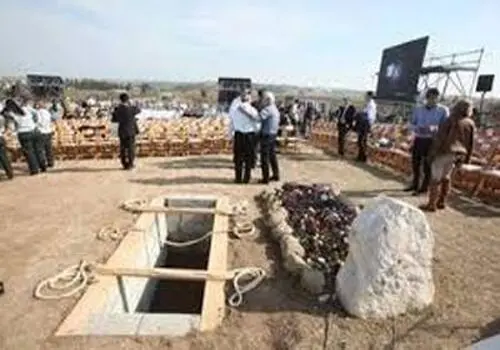 بازیگر زن مشهور عزادار شد