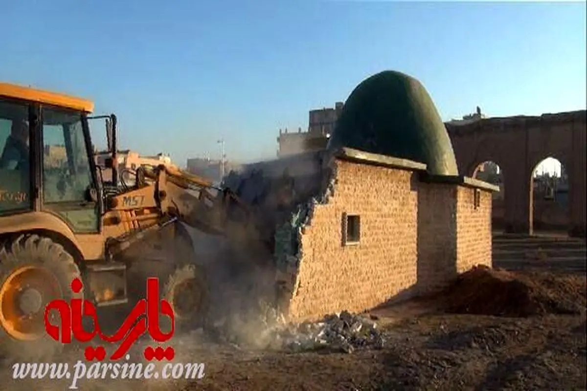 عکس: خراب کردن مقبره  صحابی پیامبر(ص) توسط داعش/ سوریه