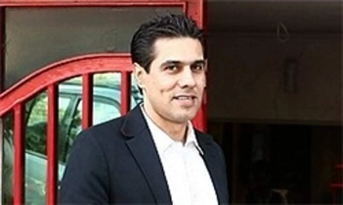 پیروانی: علیه ایویچ کودتا کردند
