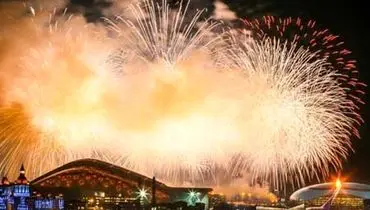 عکس/ آتش بازی زیبا در پایان مراسم افتتاحیه المپیک