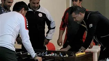 عکس/ دایی، فوتبالدستی باز ماهر