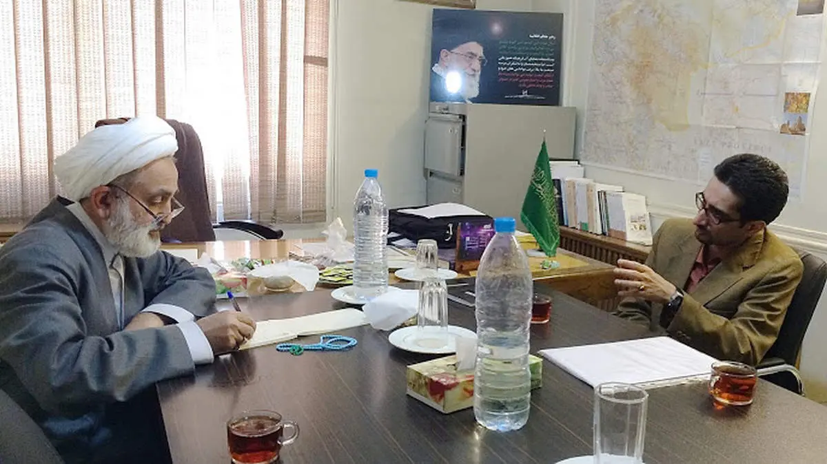 عکس: اطلاعات رییس کمیسیون فرهنگی مجلس از کجا تامین می شود؟!