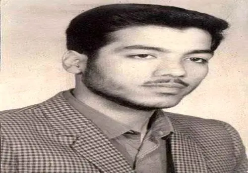 مجری مشهور در پخش زنده «انگشت وسط» نشان داد و اخراج شد | عکس