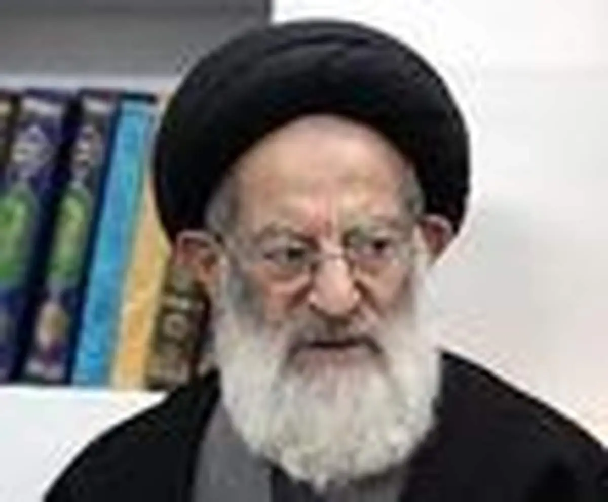 انتقاد بی سابقه یک مرجع تقلید از دهه های متوالی عزاداری