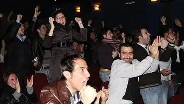 بالاخره بانوان می توانند در سینما فوتبال ببینند یا خیر؟