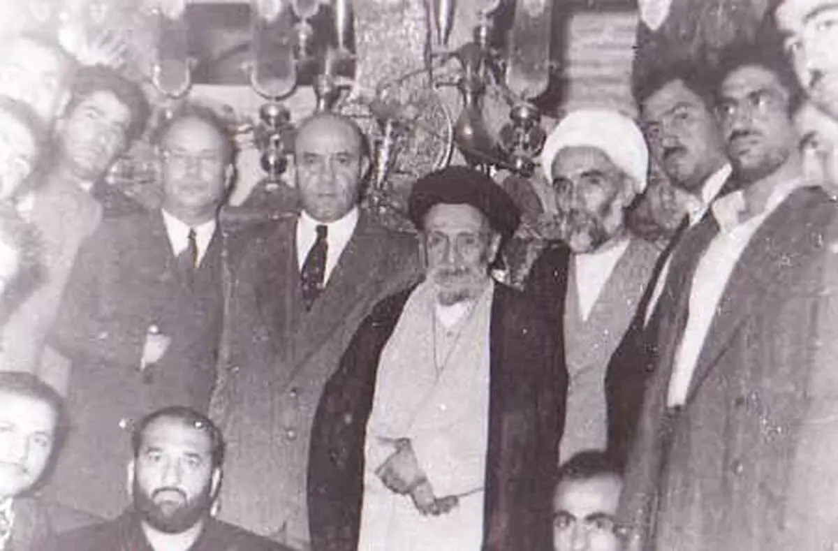 آیت‌الله کاشانی پس از کودتای ۲۸ مرداد: ملت شاه را دوست دارد