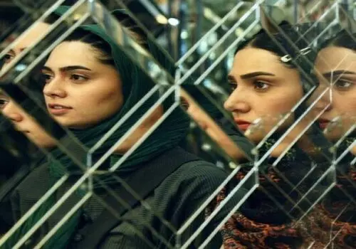 قاب زیرخاکی از باران کوثری و گلشیفته فراهانی و پگاه آهنگرانی + عکس