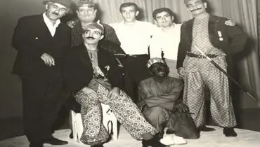 عکس/ پشت ‌صحنه یک نمایش در سال۱۳۴۸