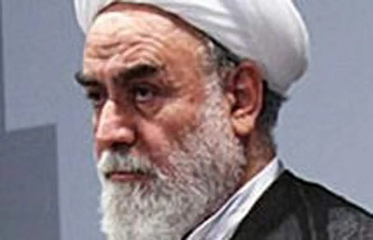 هرکس در مقابل جمهوری اسلامی بایستد در صف شیطان است