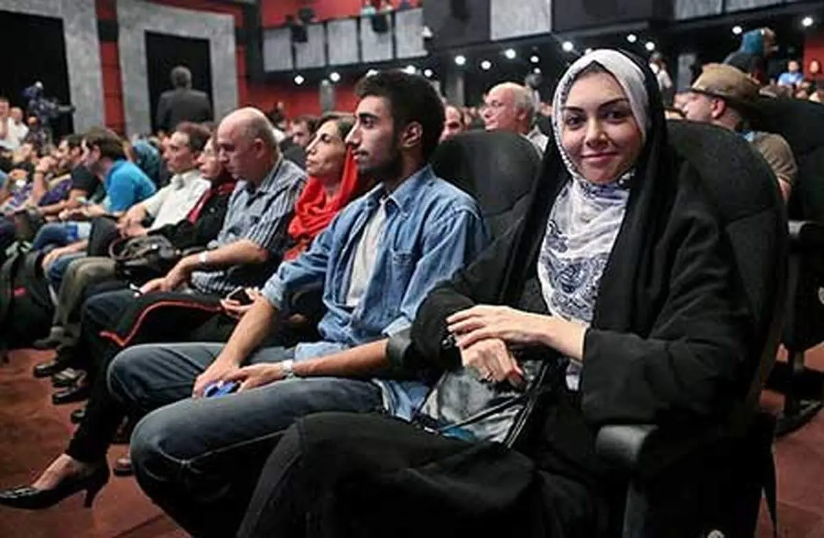 عکس/ آزاده نامداری بدون حلقه ازدواج