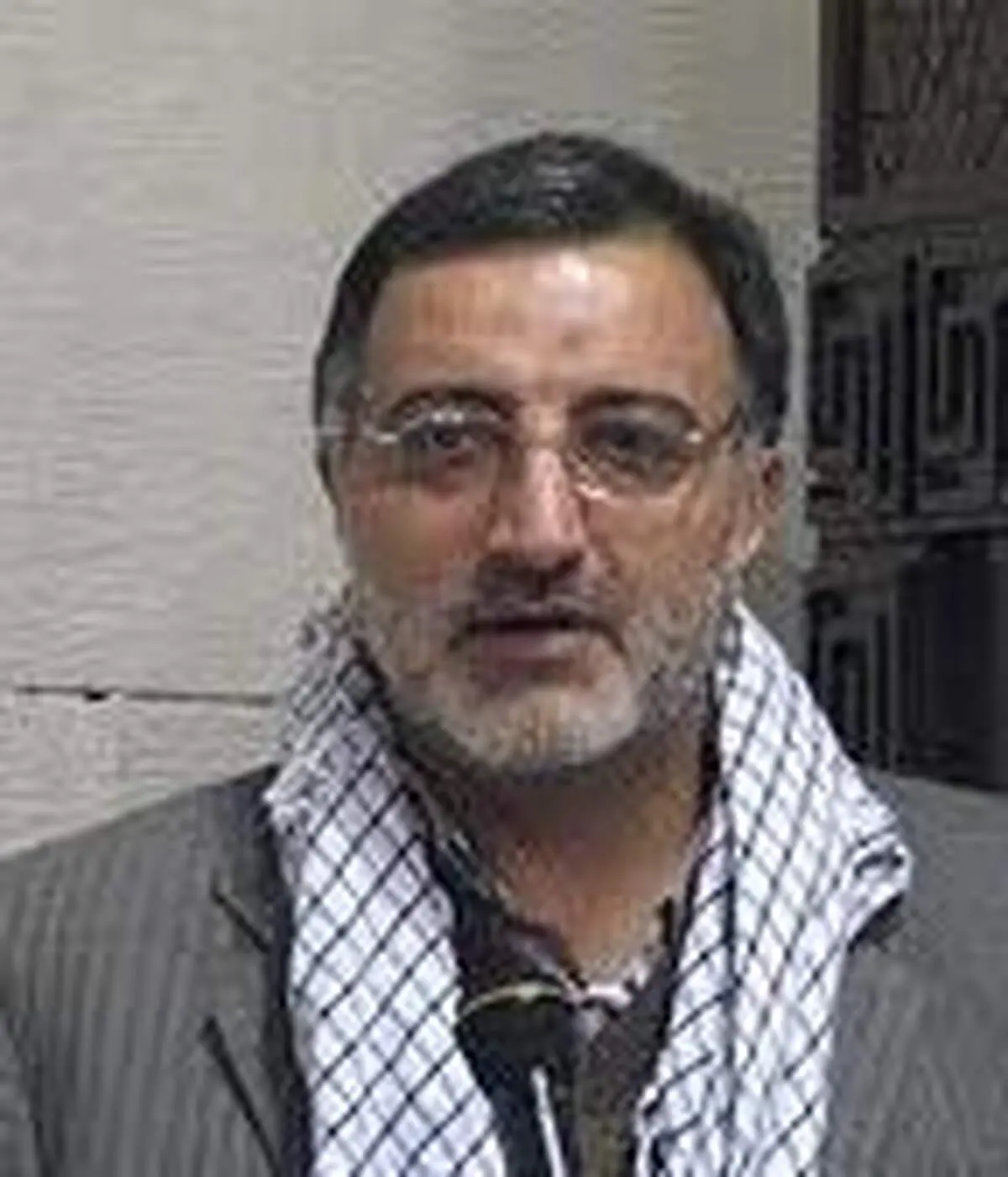 زاکانی:وزارت علوم حق معلق کردن بورسیه سه هزار از نخبگان را ندارد