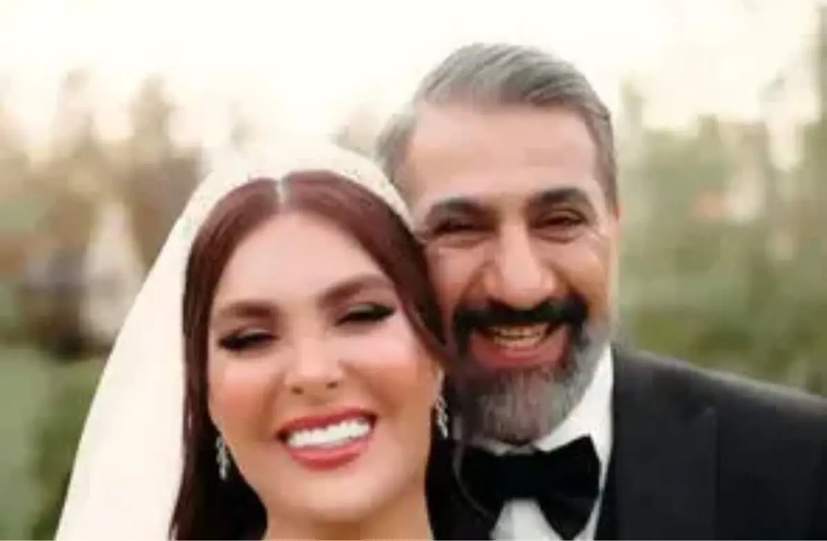 محمد نادری و همسر زیبایش در مراسم اکران سریال