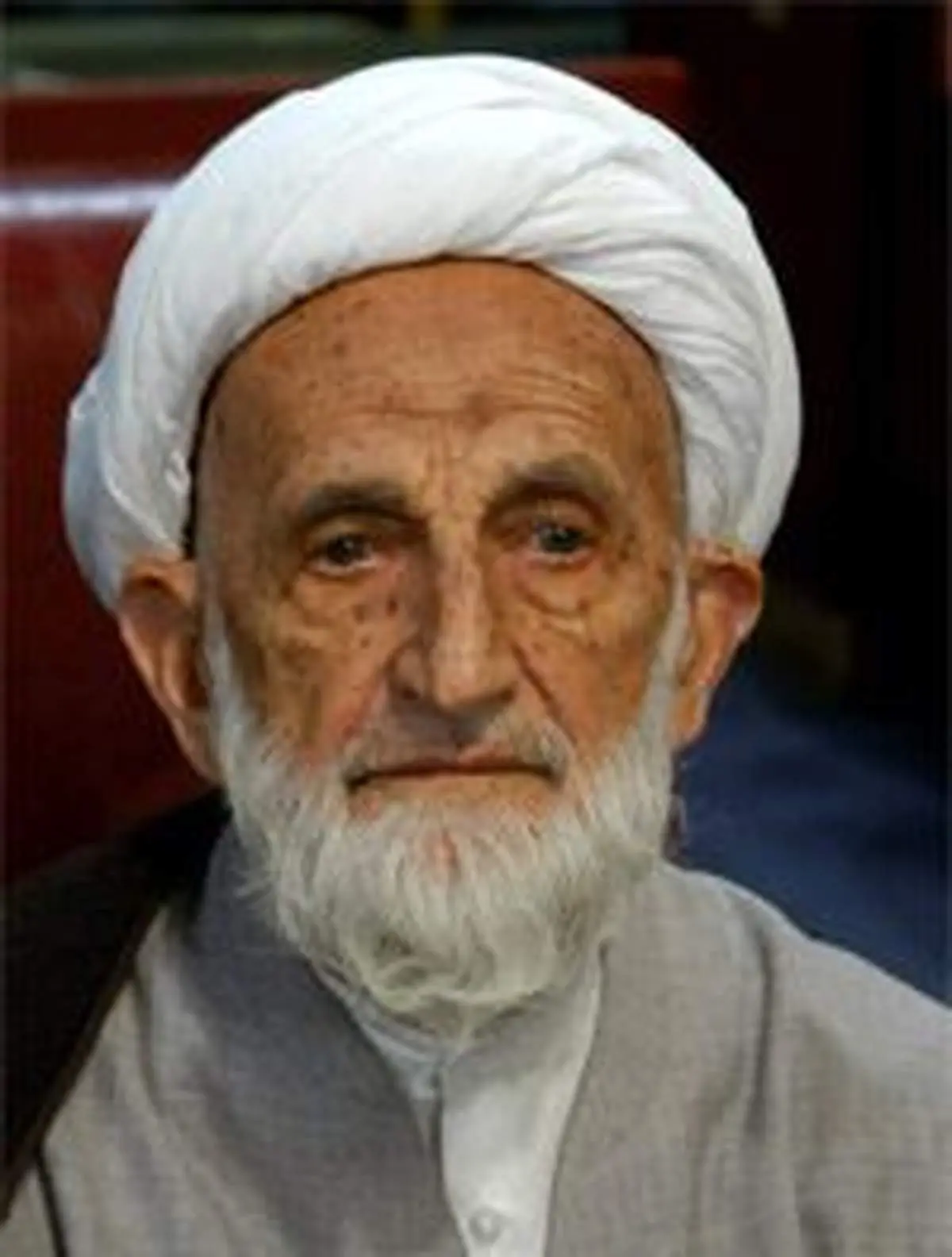 روایت آیت الله خزعلی از تذکر به رهبری در سال 1377