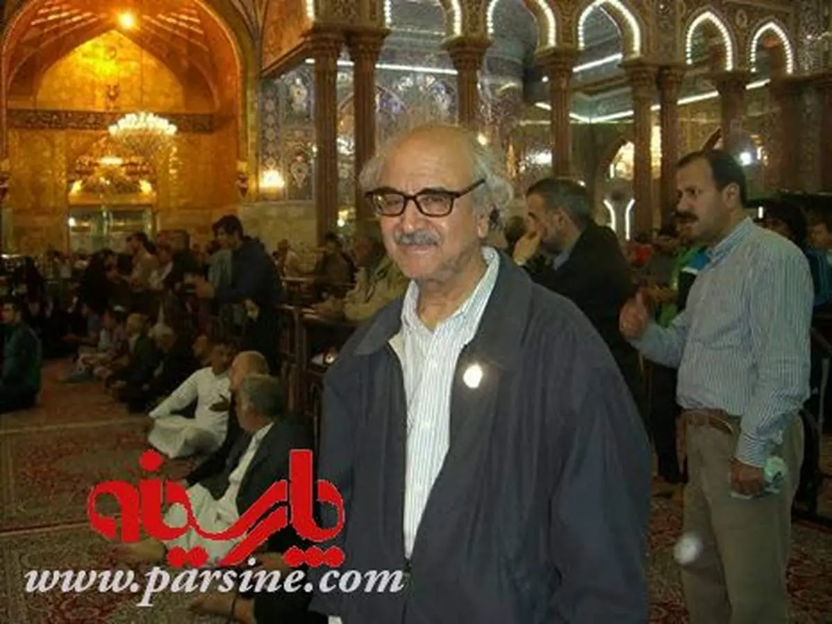 عکس:استاد شفیعی کدکنی در حرم امام حسین(ع)
