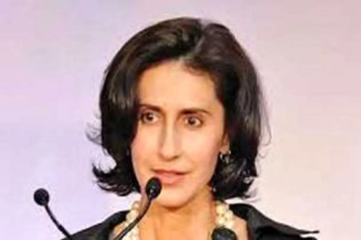 یک زن ایرانی سفیر آمریکا در سوئد