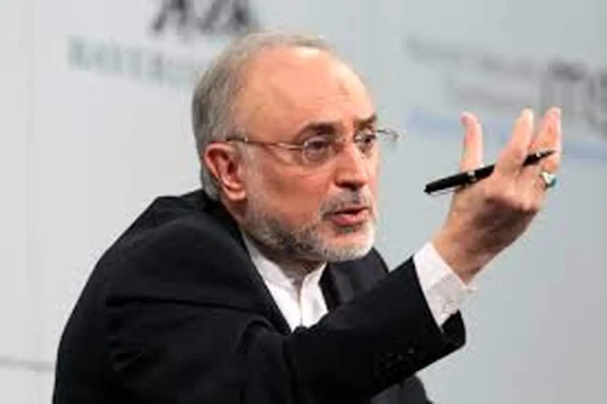 قرداد ایران و روسیه برای ساخت دو نیروگاه اتمی/همزمانی امضای قرارداد با مذاکرات تصادفی است