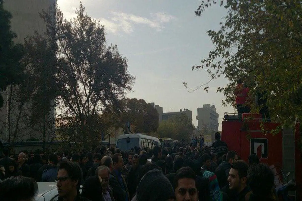 عکس:حضور فوق العاده مردم در تشییع پیکر مرتضی پاشایی