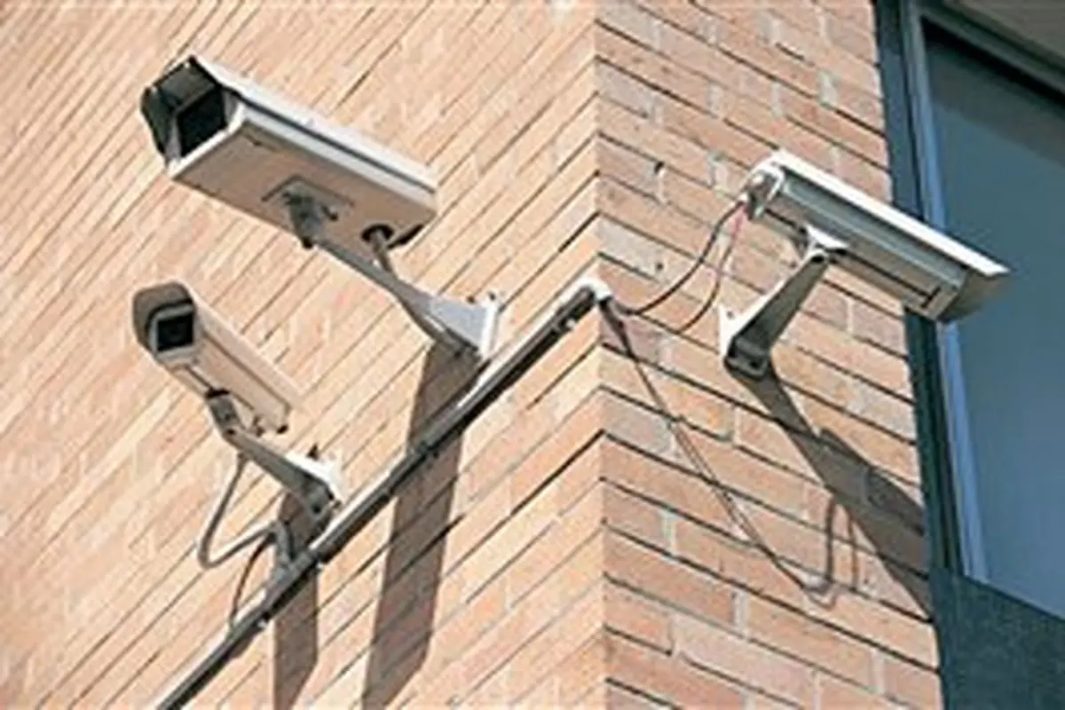 نصب دوربین‌ در مدارس امنیت می‌آورد؟
