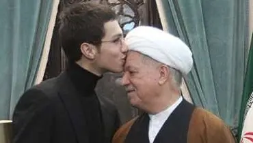 بوسه جهاد مغنیه بر پیشانی هاشمی