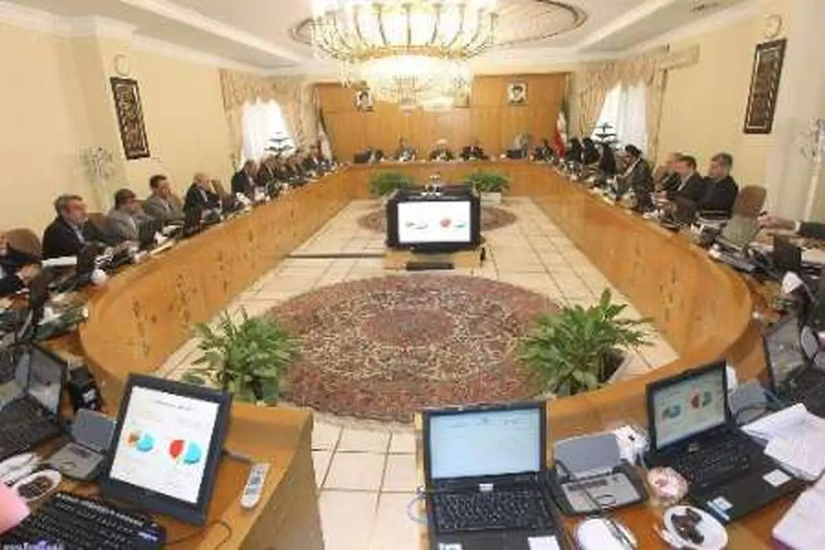 عملکرد یک سال و نیم دولت روحانی زیر ذره بین