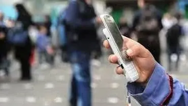 ورود تلفن ‌همراه به مدارس