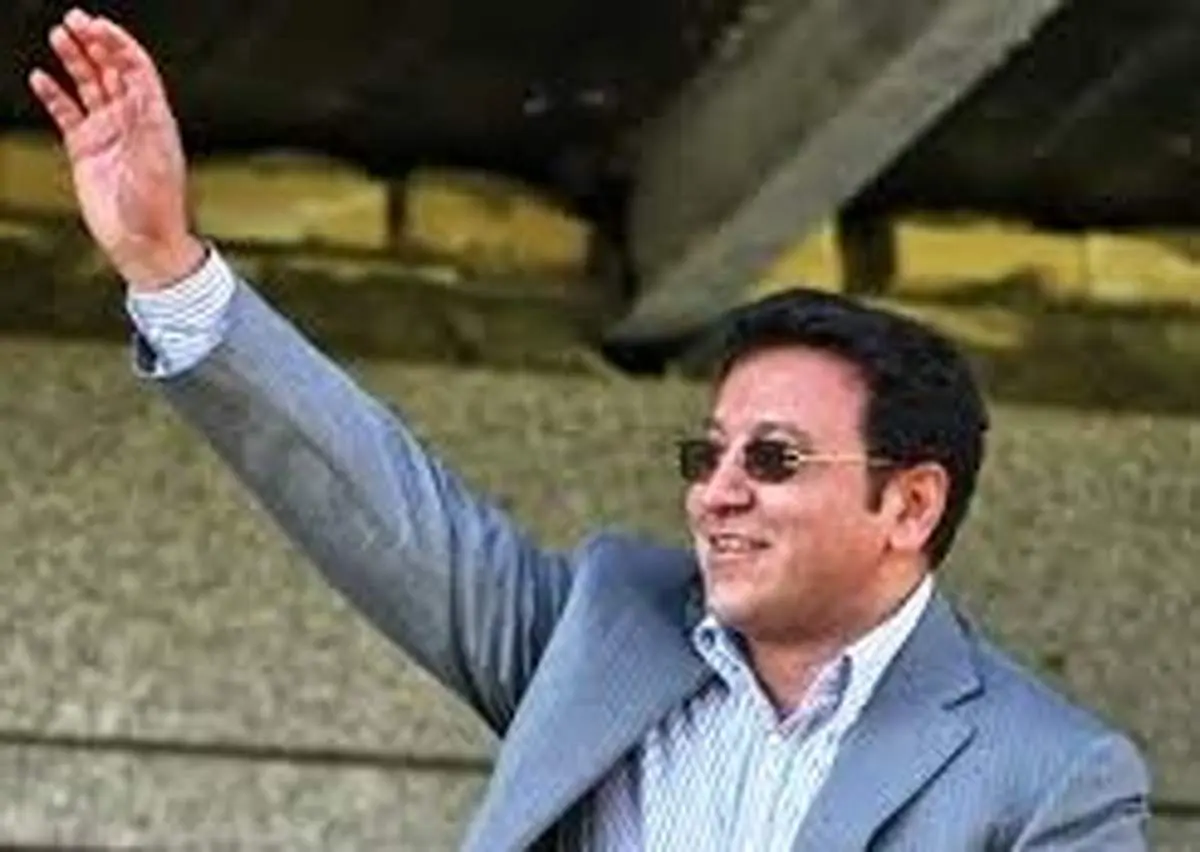 از پرسپولیس کنار میکشم/ آقای معاون تصمیم خود را عملی کند!