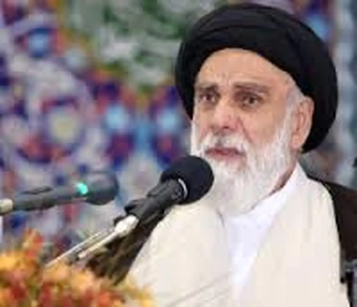 مطهری را عده‌ای اوباش مورد ضرب و شتم قرار دادند