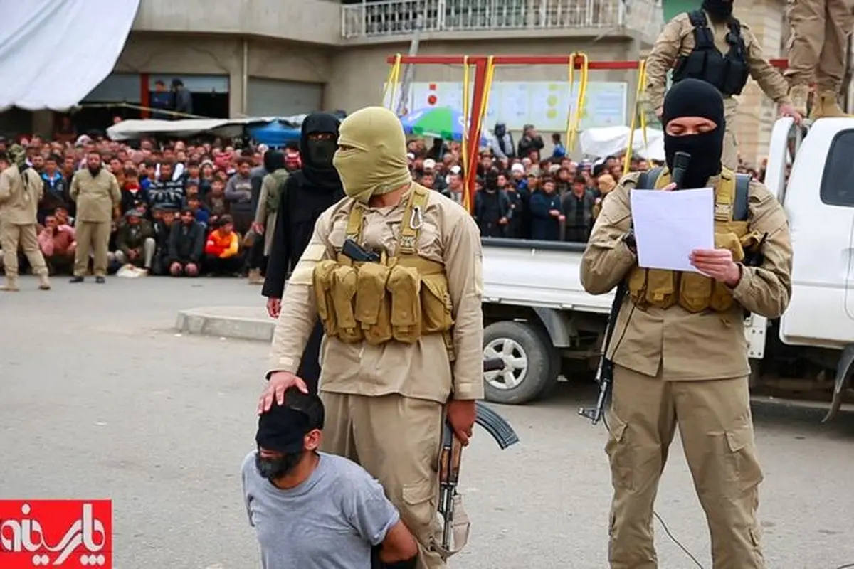 عکس:اعدام مامور قلابی داعش توسط داعش/+18
